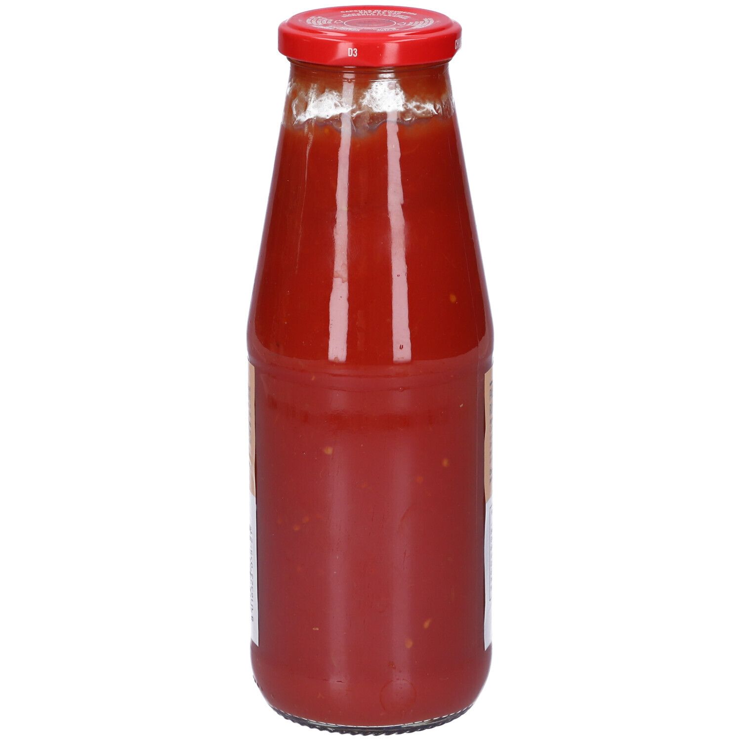 Bottiglia di vetro di passata rossa. Tappo rosso. Nessuna etichetta visibile. Contenuto visibile.