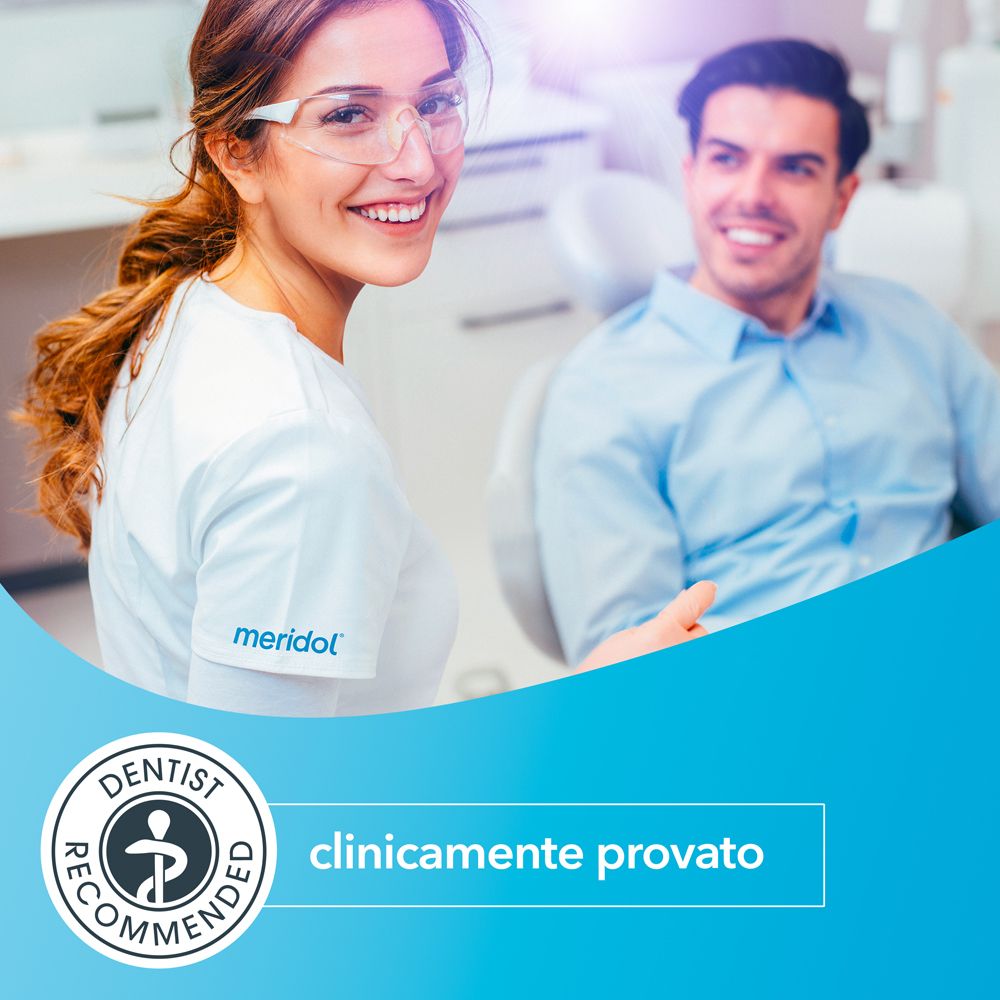 Dentista e paziente. Testo: clinicamente provato. Logo: Dentista raccomandato.