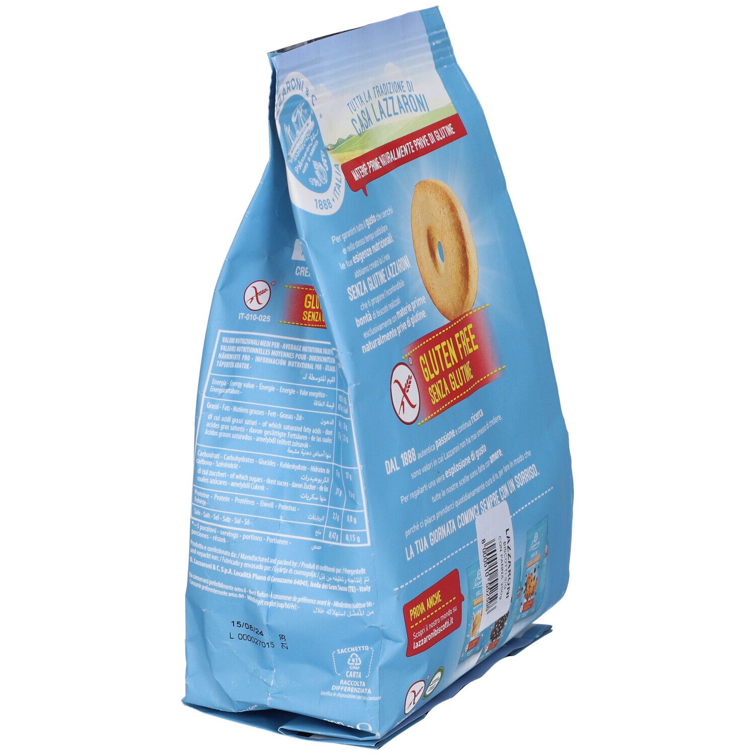 Vista laterale del retro di una confezione azzurra con biscotti. Scritta: Lazzaroni, senza glutine. Un biscotto.
