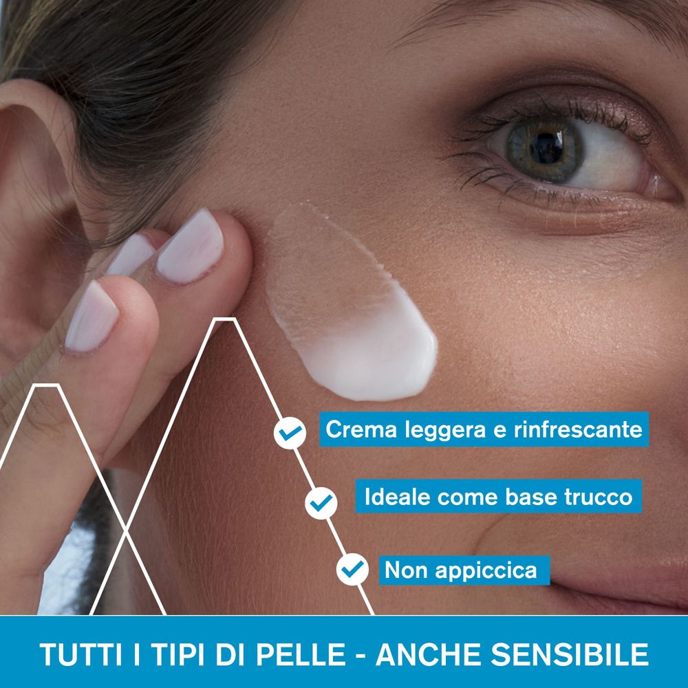 Primo piano di un viso. Crema applicata. Testo: Crema leggera e rinfrescante, ideale come base trucco, non appiccica.
