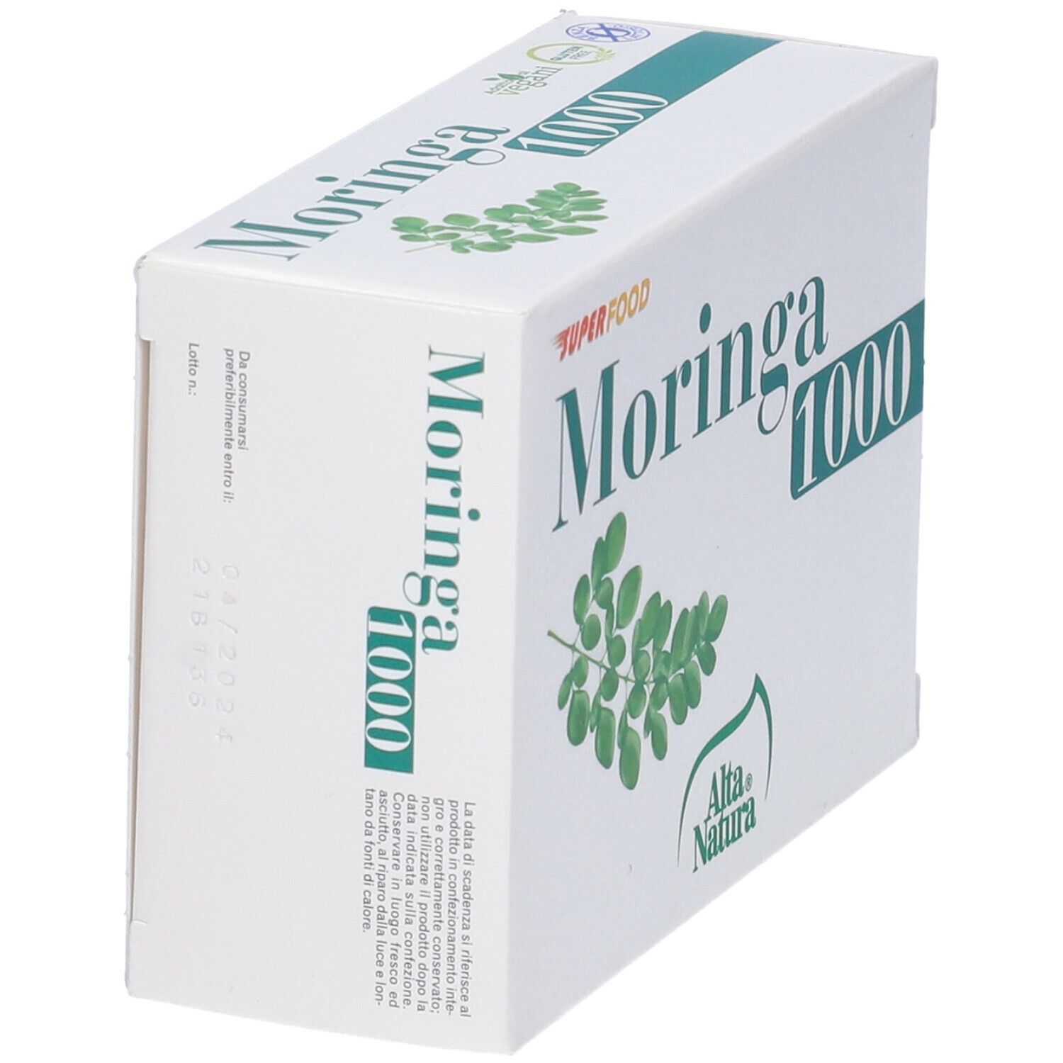 Scatola con stampa verde. Scritta: Moringa 1000, Superfood, disegno foglie, logo Alta Natura. Vista obliqua.