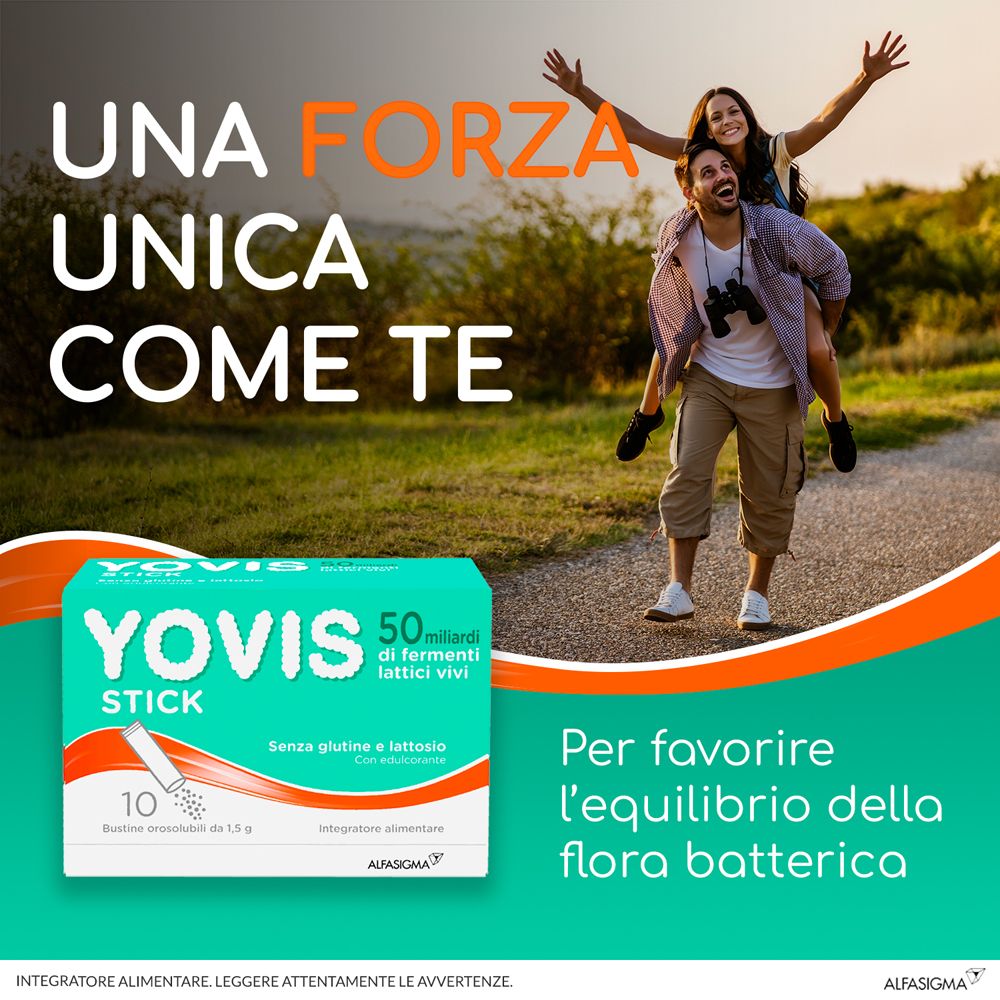 Werbung mit Yovis® Stick. Paar trägt sich gegenseitig. Text: Eine einzigartige Kraft wie du. Fördert das Gleichgewicht der Darmflora.