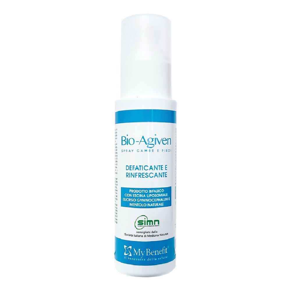 Flacone spray bianco e blu. Scritta: Bio-Agiven, Spray Gambe e Piedi. Defaticante e Rinfrescante. Logo SIMN.