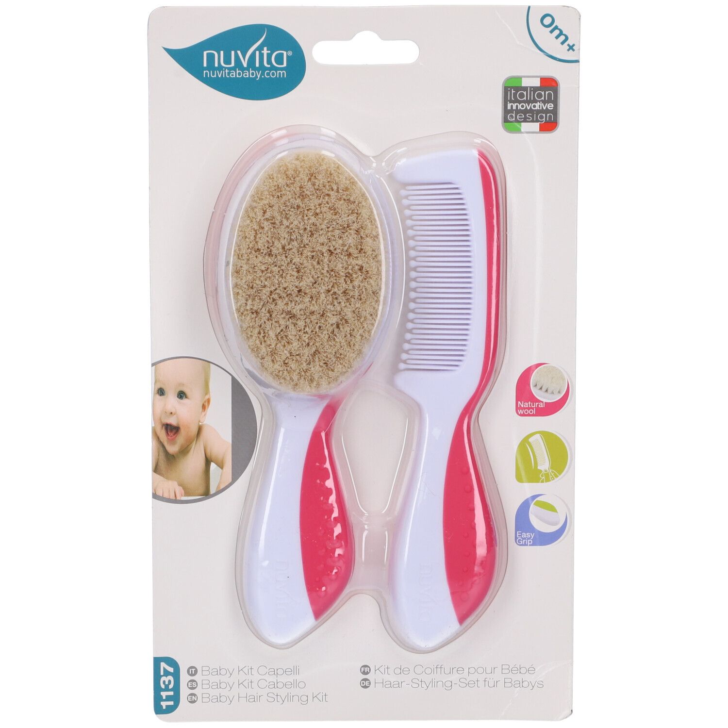 Confezione con kit per capelli per bambini. Spazzola e pettine, bianco e rosa. Marchio Nuvita. Design italiano. Foto bambino.