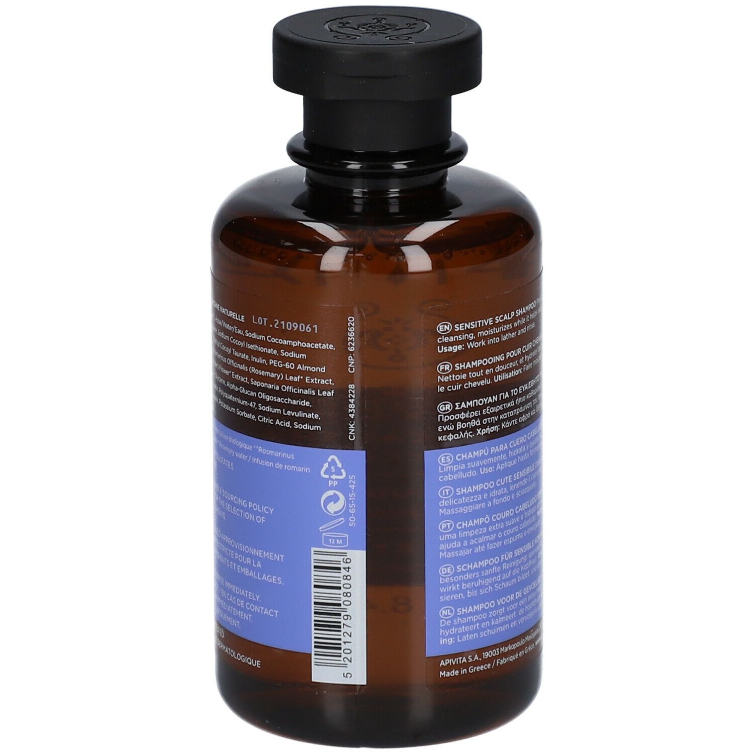 Retro del flacone marrone. Scritta: APIVITA, Sensitive Scalp Shampoo. Diverse lingue.