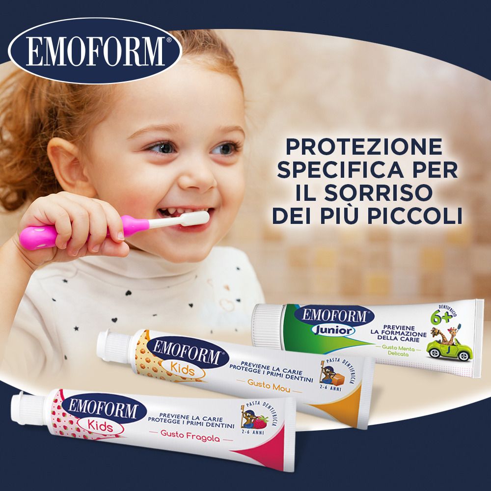 EMOFORM Kids Erdbeer-Zahnpasta-Tube mit rosa Tupfen.
