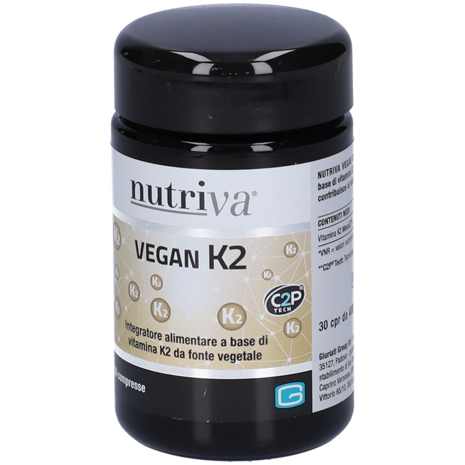 Boîte noire avec étiquette blanche. Inscription: Nutriva Vegan K2. 30 comprimés. Logo C2P Tech.