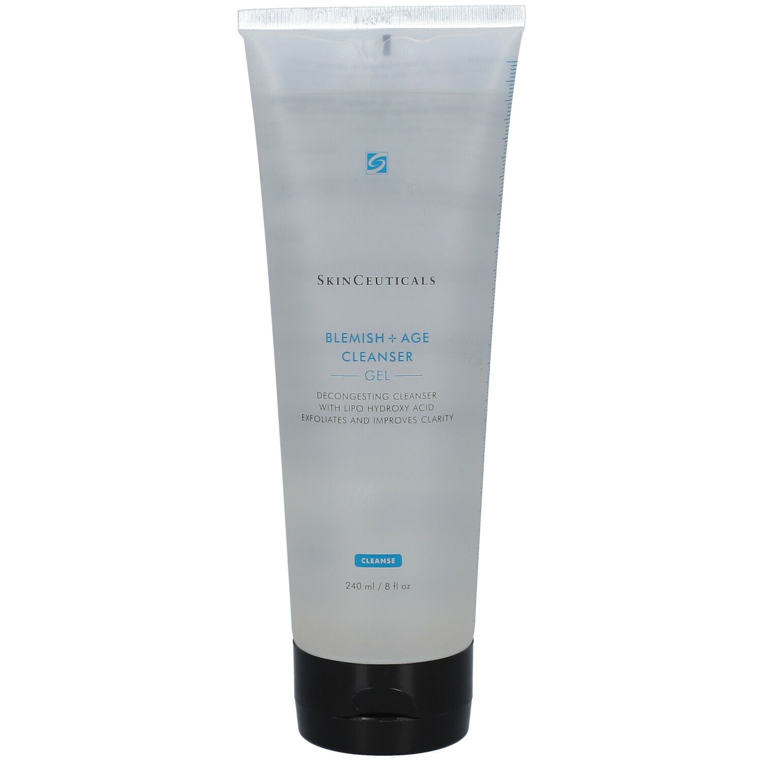 Tubo trasparente con tappo nero. Scritta: Skinceuticals Blemish+Age Cleanser. Testo e logo blu. Nome del prodotto e testo in blu.