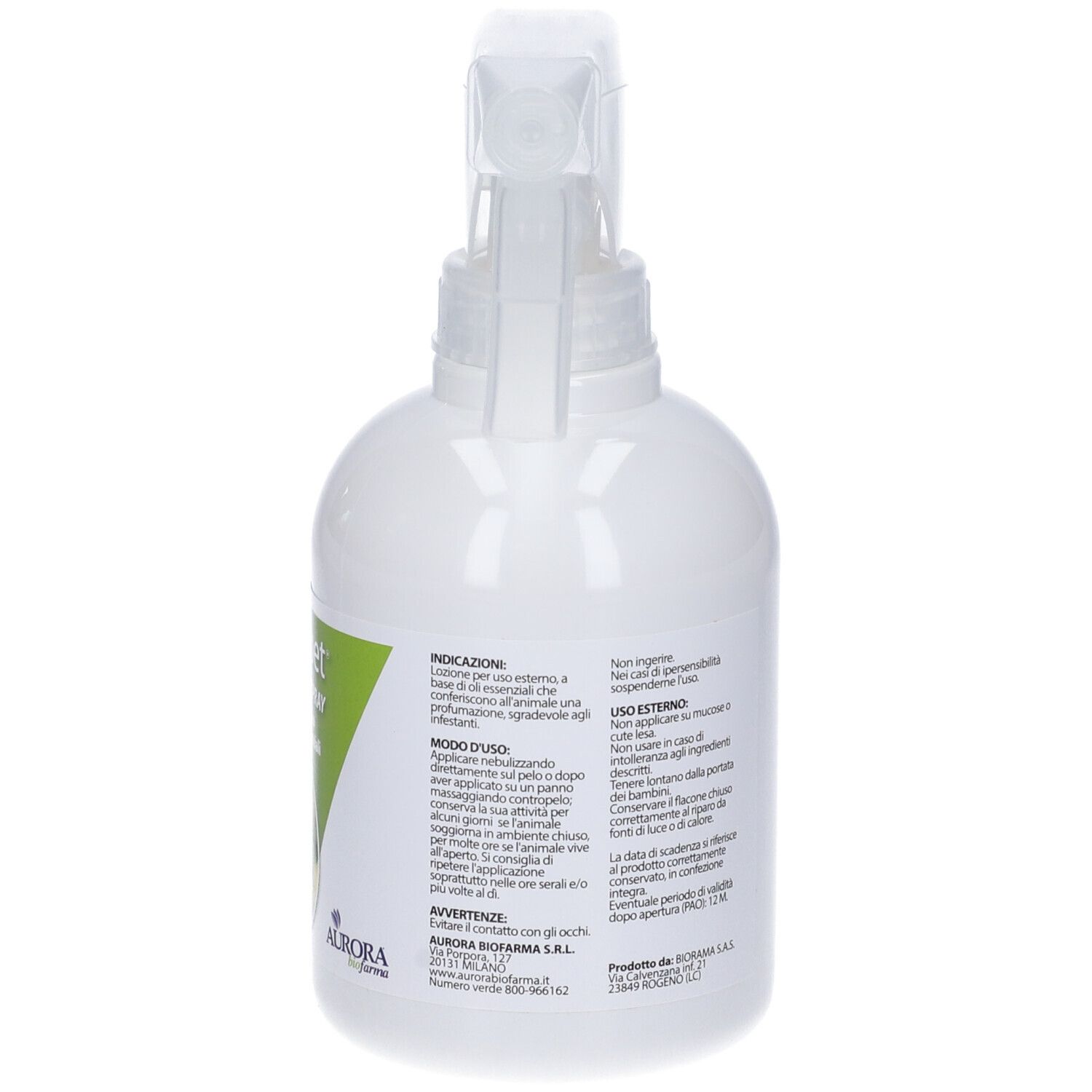 Retro di un flacone spray bianco. Testo in italiano. Istruzioni per l'uso e precauzioni.