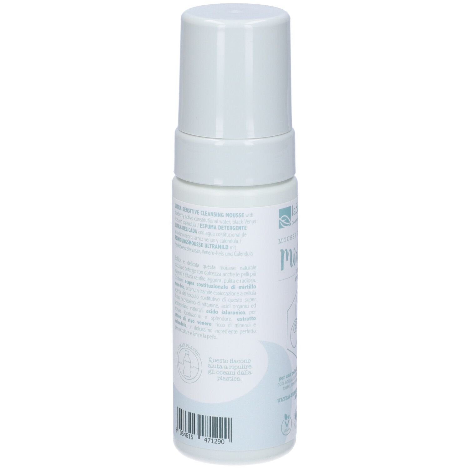 Flacone bianco con etichetta blu. Scritta: Mousse Detergente Mirtilla. Logo La Saponaria. Prodotto per pelli sensibili.