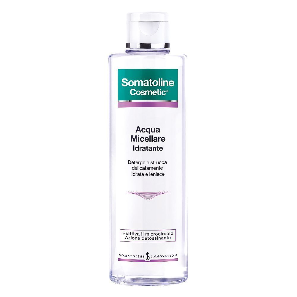 Flacone trasparente con tappo bianco. Etichetta "Somatoline Cosmetic", "Acqua Micellare Idratante".