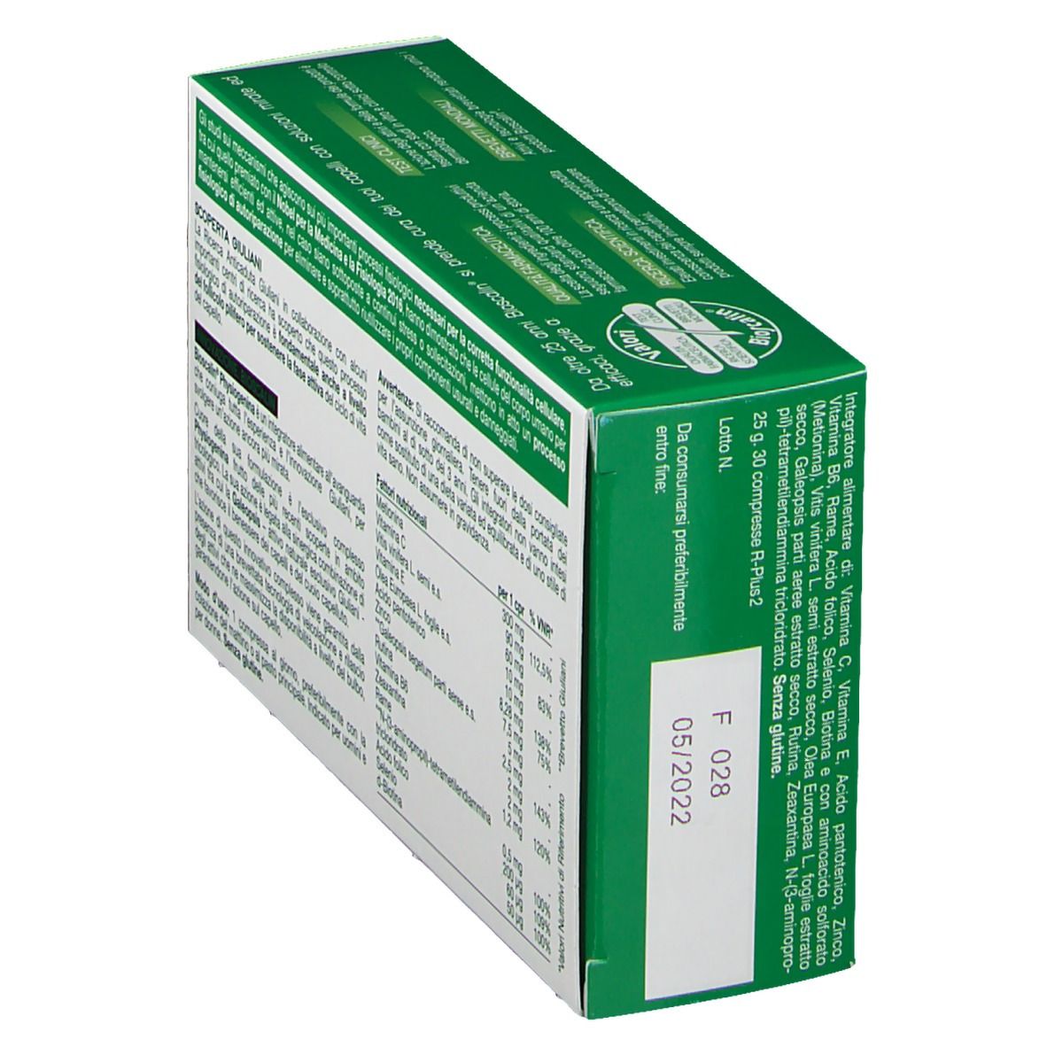 Scatola verde con testo e informazioni nutrizionali. Contiene informazioni sugli ingredienti e la data di scadenza.