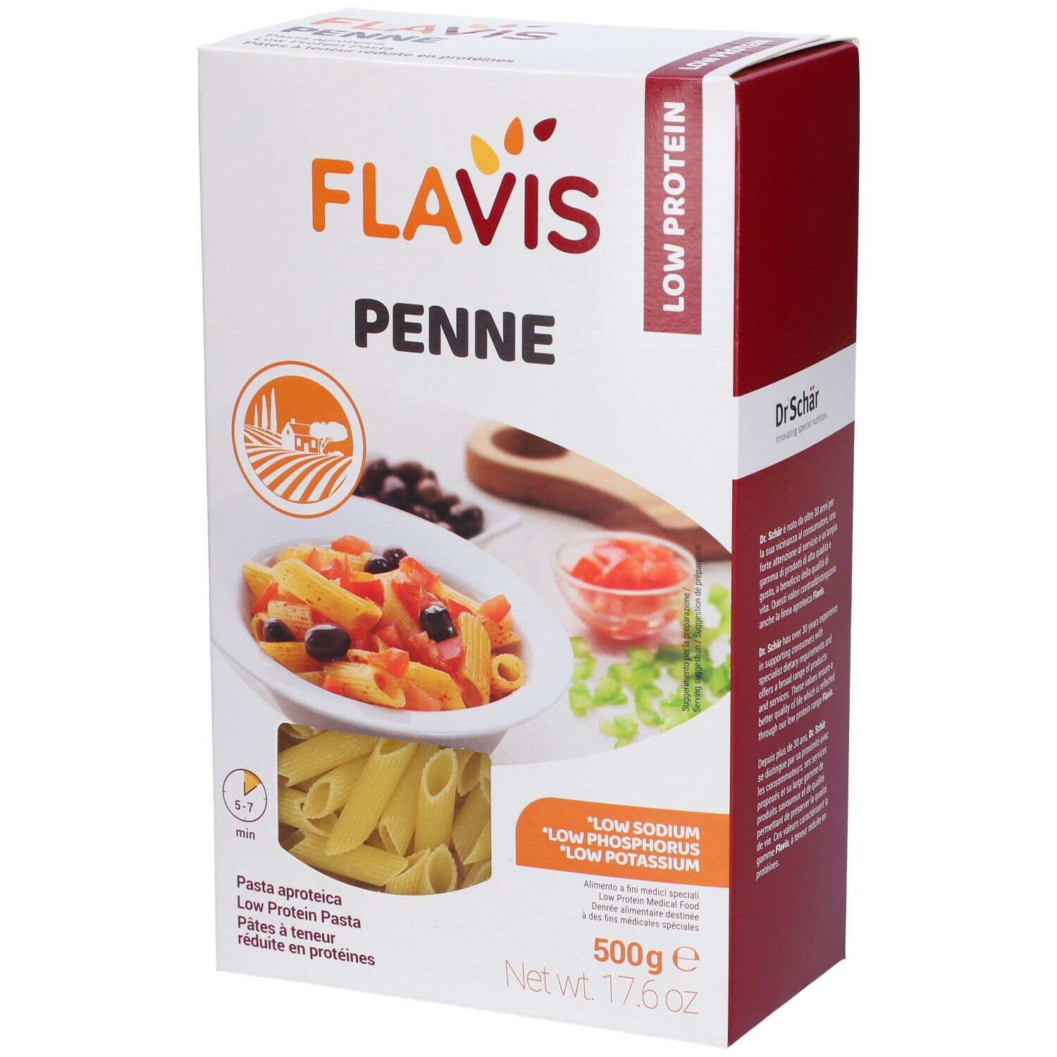 Confezione FLAVIS Penne. Scritta: Low Protein. Immagine di pasta penne con pomodori e olive. 500g.