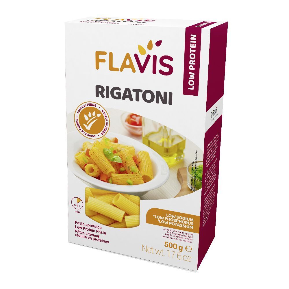 Confezione FLAVIS Rigatoni. Scritta: Low Protein, 500g. Immagine pasta con verdure. Logo e testo.