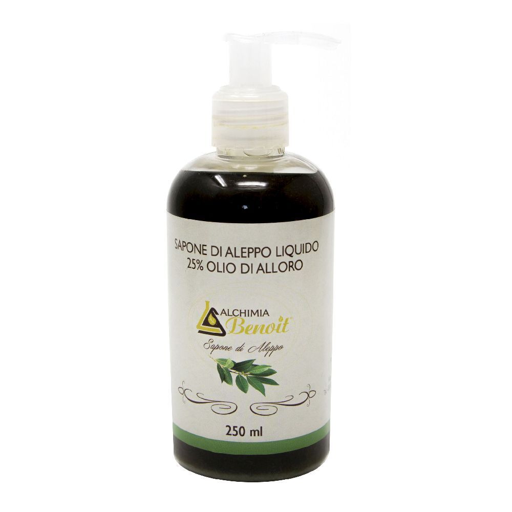 Sapone liquido in flacone trasparente con dosatore. Etichetta con informazioni sul prodotto e logo.