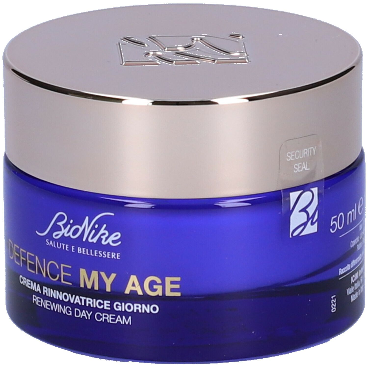 Vaso di crema blu con coperchio argentato. Scritta: BioNike, DEFENCE MY AGE, CREMA RINNOVATRICE GIORNO, RENEWING DAY CREAM, 50 ml.
