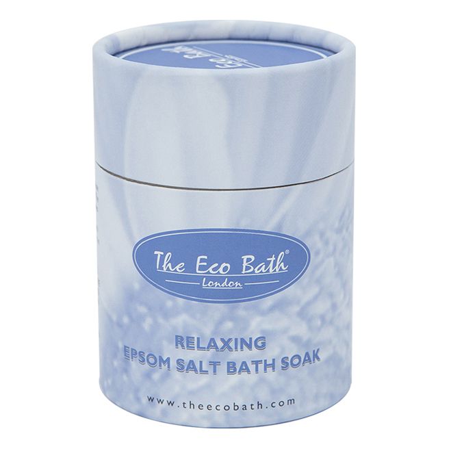 Confezione cilindrica blu. Scritta: The Eco Bath London, Relaxing Epsom Salt Bath Soak. www.theecobath.com.