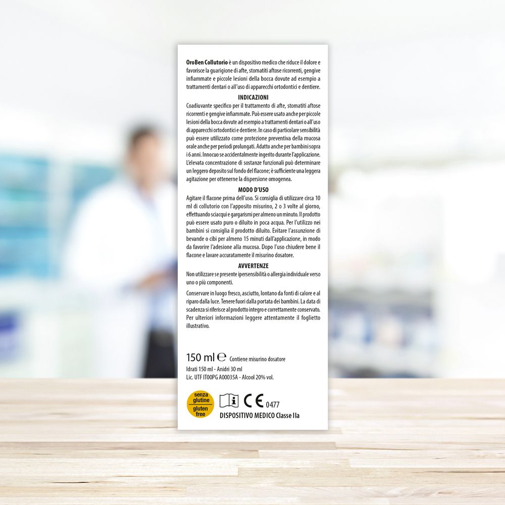 Rückseite der OroBen Collutorio-Verpackung. Enthält Informationen, Anweisungen und Logos. Hintergrund unscharf.