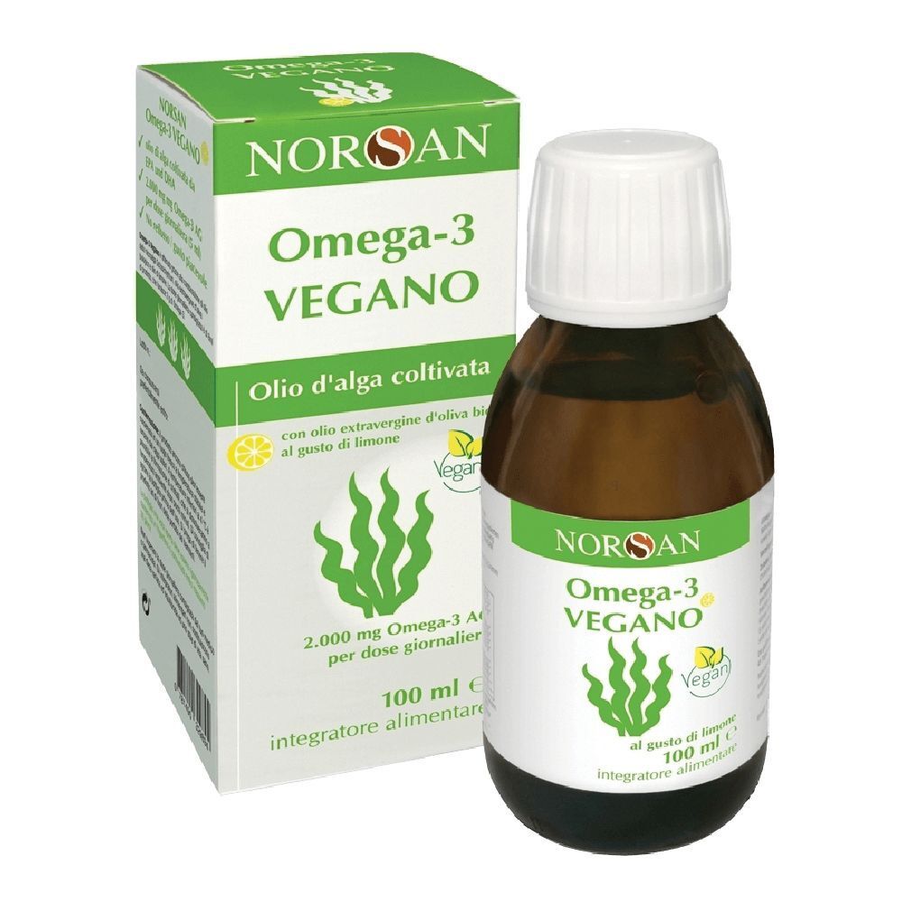 NORSAN Omega-3 Vegano, bottiglia e confezione. Confezione verde con nome del prodotto e informazioni. Bottiglia con liquido marrone.