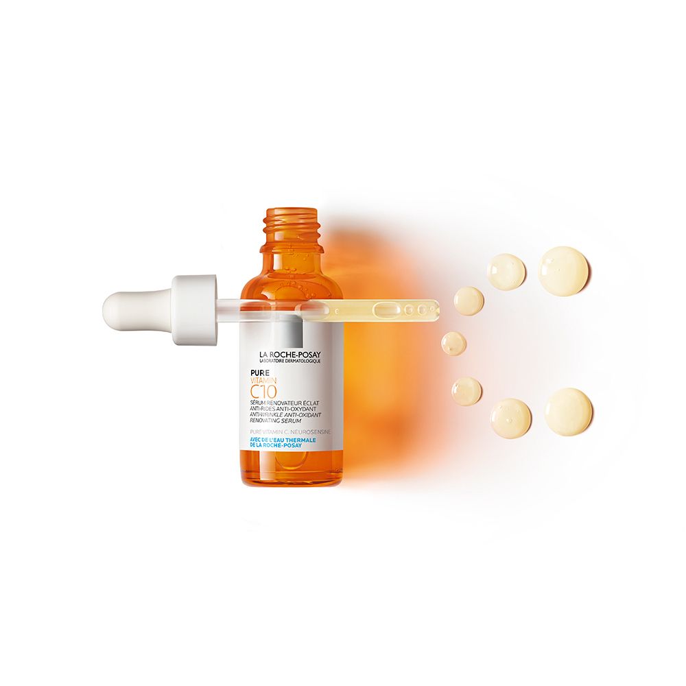 Braune Glasflasche mit Pipette und Serumtropfen. Aufschrift: La Roche-Posay Pure Vitamin C10 Serum.