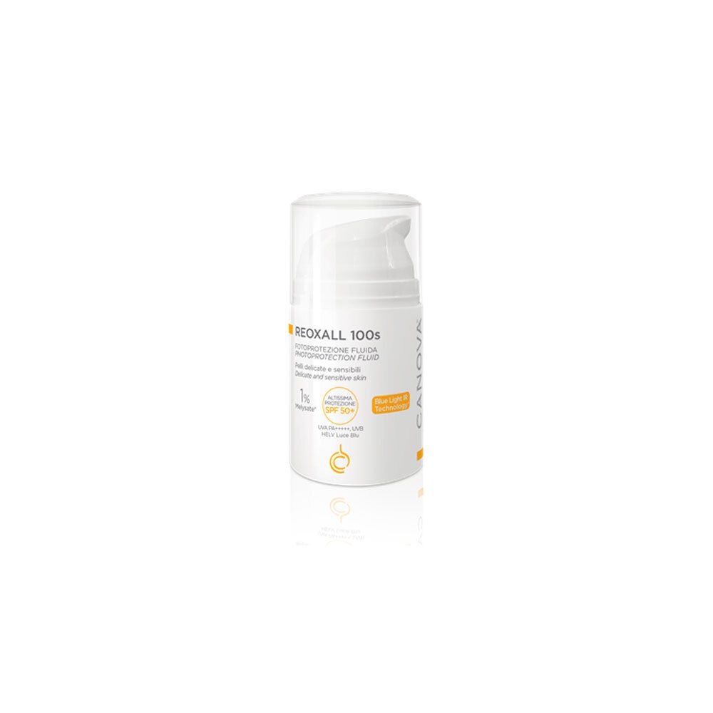 Flacone bianco con dosatore. Scritta: REOXALL 100s, Fotoprotezione Fluido, SPF 50+. Per pelli sensibili.