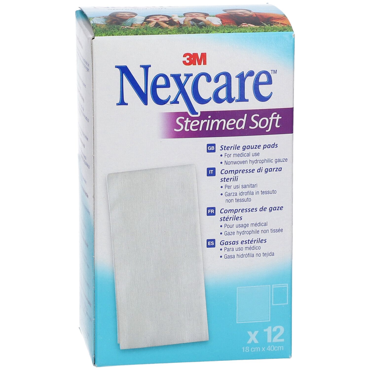 Vorderseite der Nexcare Sterimed Soft Verpackung. Enthält 12 sterile Gazekompressen. Mehrsprachige Texte.