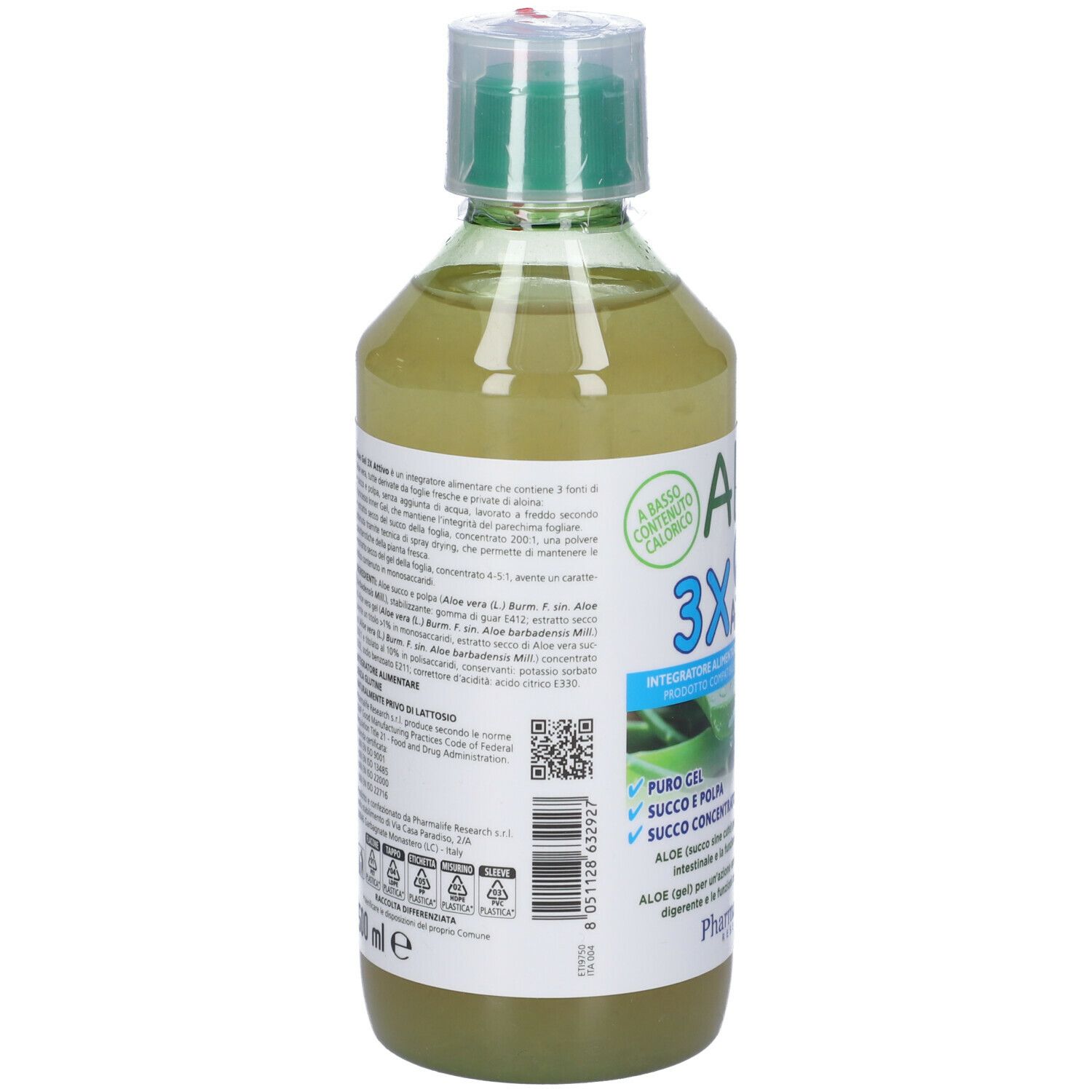 Gel di aloe vera 3X attivo, liquido verde in bottiglia. Testo e codice a barre sul retro. Tappo verde.