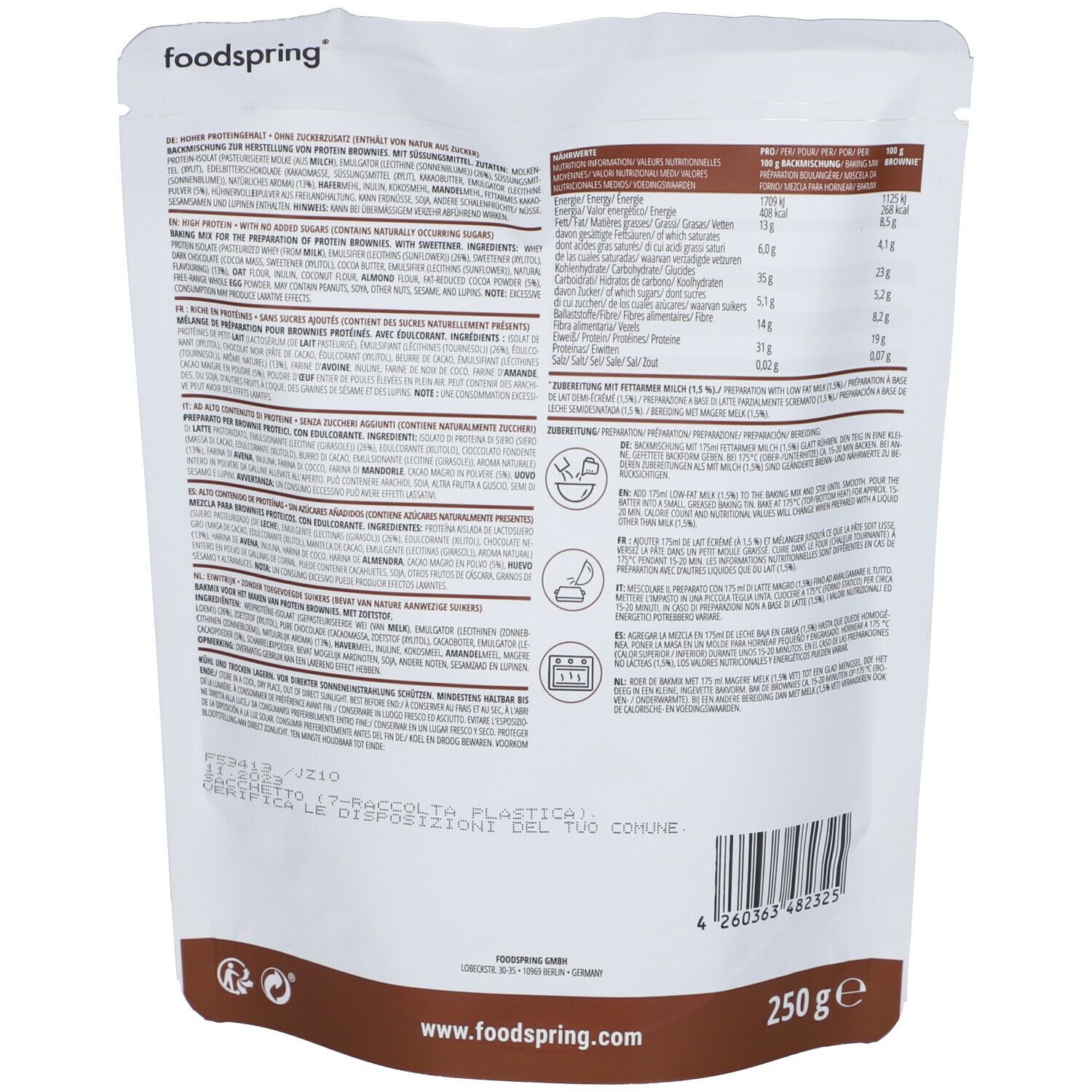 Retro del preparato per brownie proteici Foodspring. Contiene testo con informazioni nutrizionali e ingredienti.