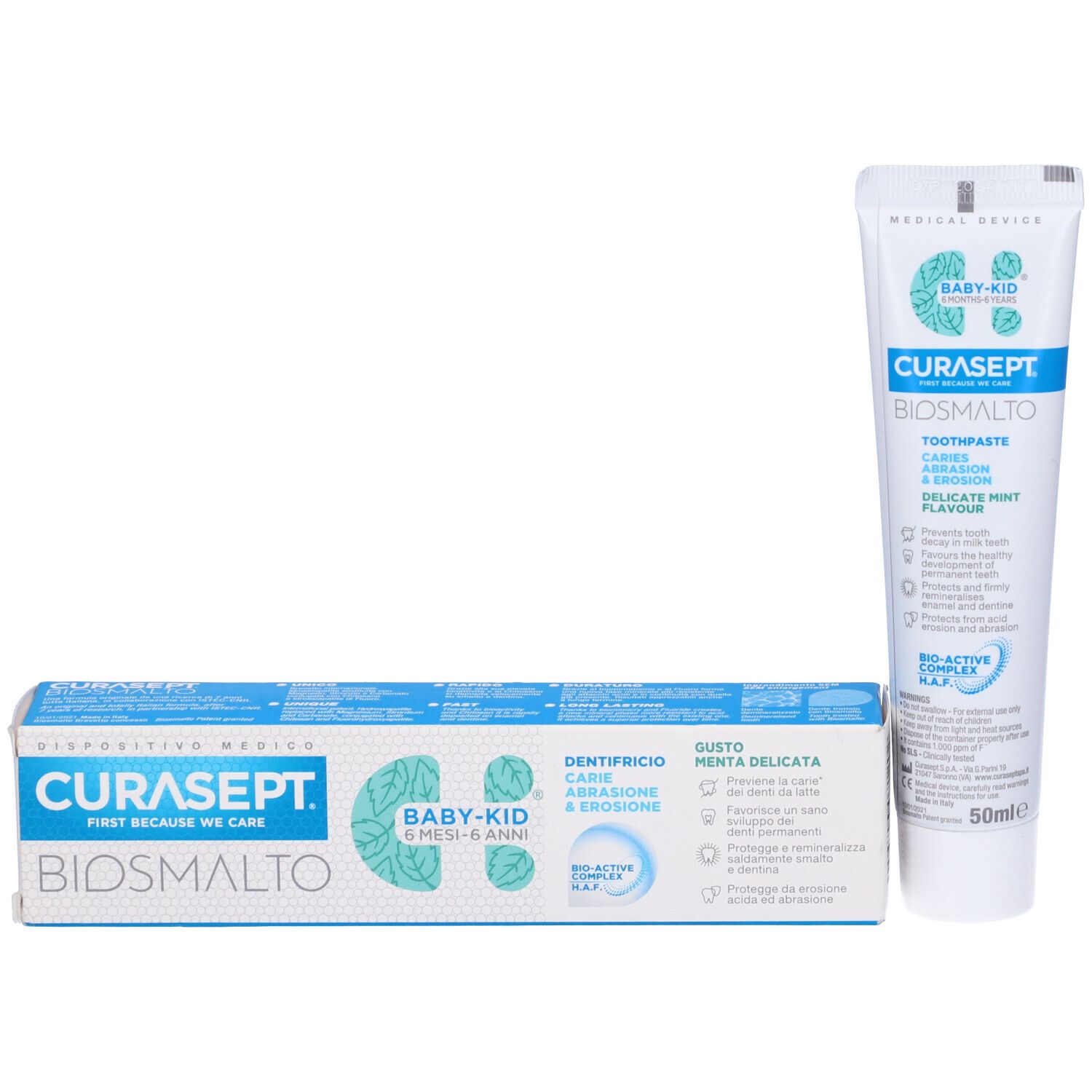 Zahncreme-Schachtel. CURASEPT BIOSMALTO, BABY-KID, 6 MESI-6 ANNI. Medizinprodukt. Blaue und weiße Verpackung.