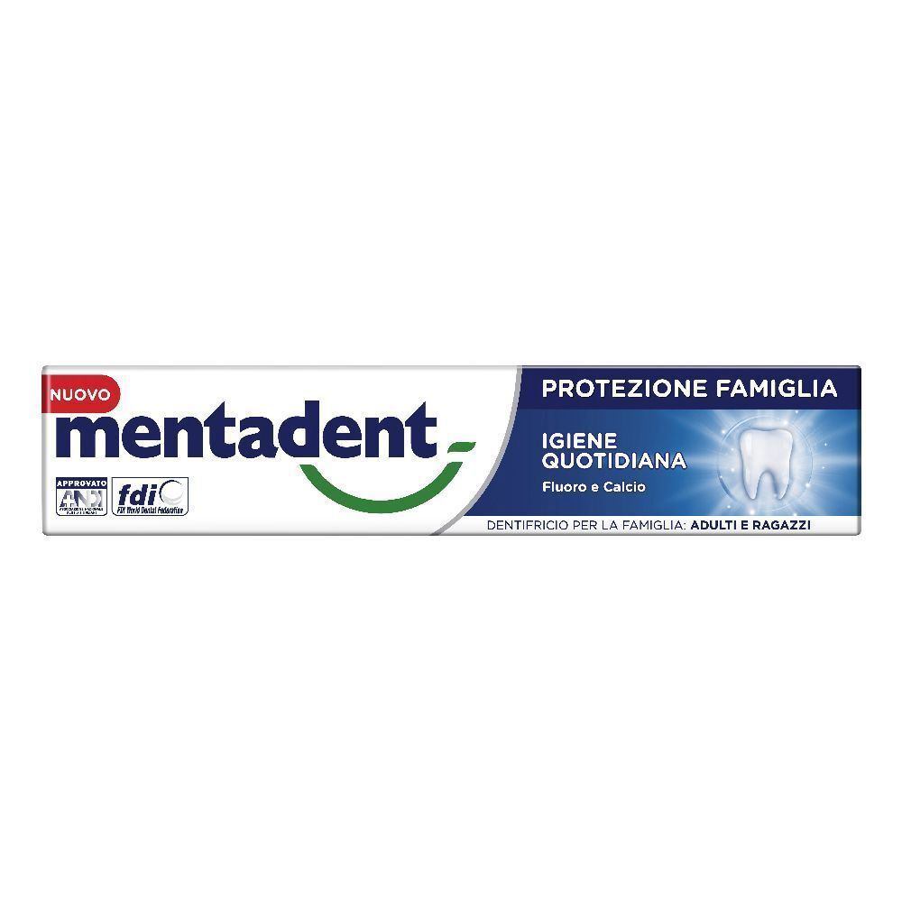 Tubo di dentifricio Mentadent, bianco. Scritte: Protezione Famiglia, Igiene Quotidiana, Fluoro e Calcio. Certificazione FDI.