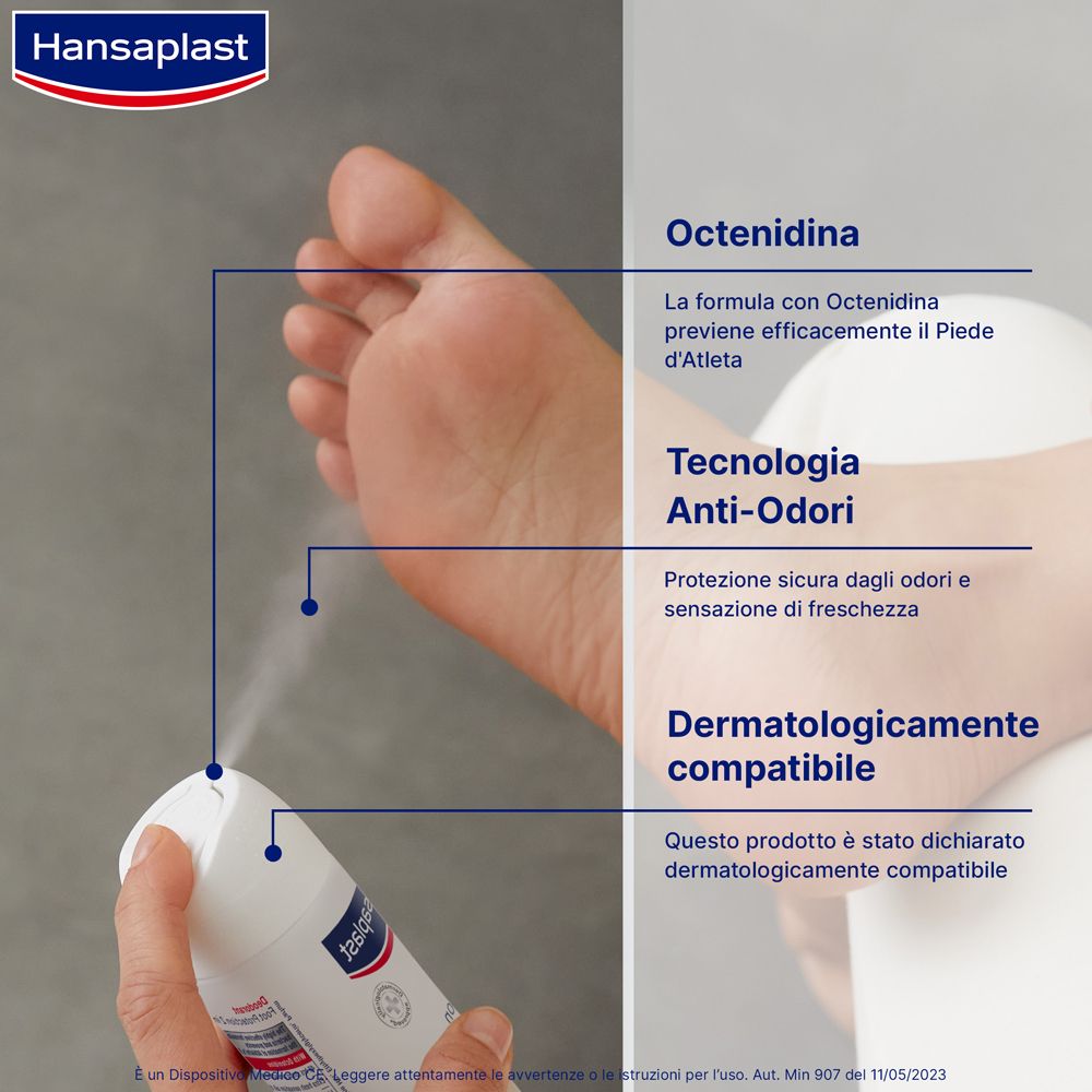 Piede e spray. Testo: Octenidina, tecnologia anti-odori, dermatologicamente compatibile. Pianta del piede.