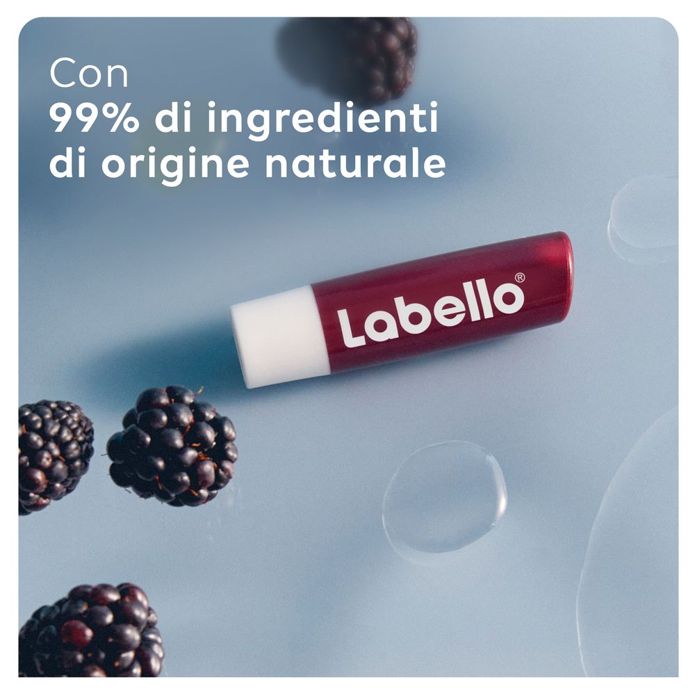 Labello Blackberry Shine Lippenbalsam. Mit 99% natürlichen Inhaltsstoffen. Brombeeren.