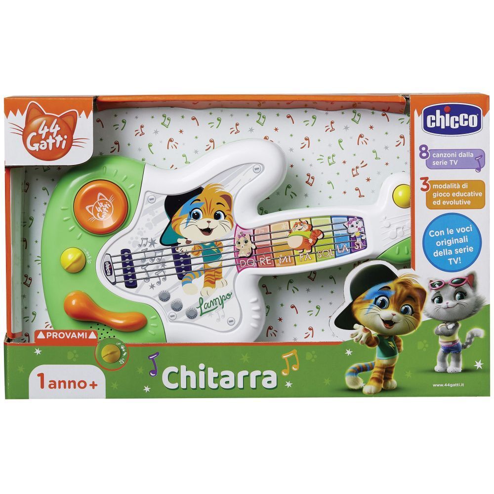 Chitarra giocattolo in confezione. Verde e bianca, con illustrazioni di gatti e scritta "Chitarra". Marchio Chicco.