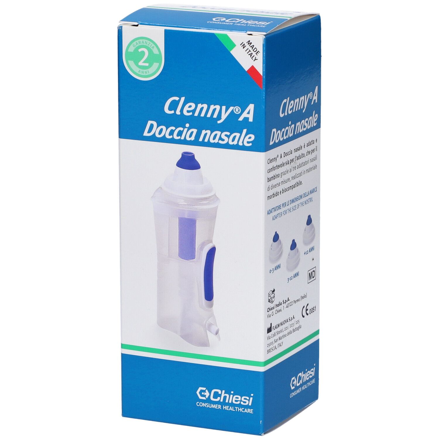 Verpackung von Clenny A Doccia nasale. Produktabbildung. Blaue und weiße Box mit Produktnamen und Logo.