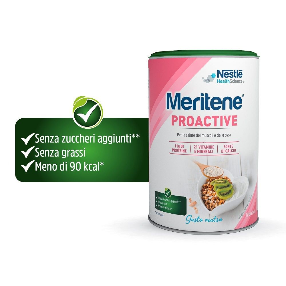 Barattolo Nestlé Meritene Proactive. Design rosa e bianco, coperchio verde. Testo: Senza zuccheri aggiunti, senza grassi, meno di 90 kcal.