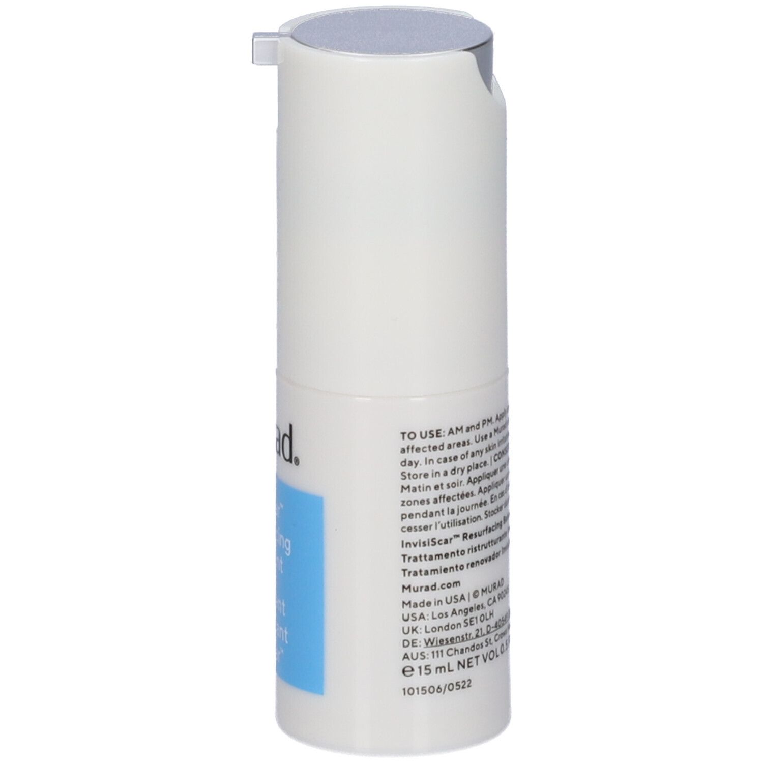 Contenitore bianco con pompa. Scritta Murad, InvisiScar Resurfacing Treatment. Testo blu.