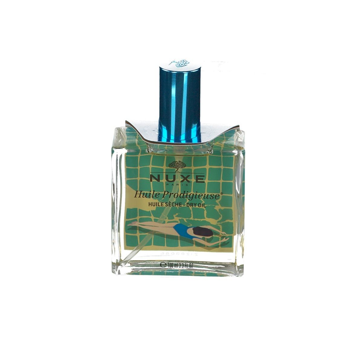 Flacone quadrato in vetro con tappo blu. Scritta: Nuxe Huile Prodigieuse. Illustrazione di una persona in piscina.