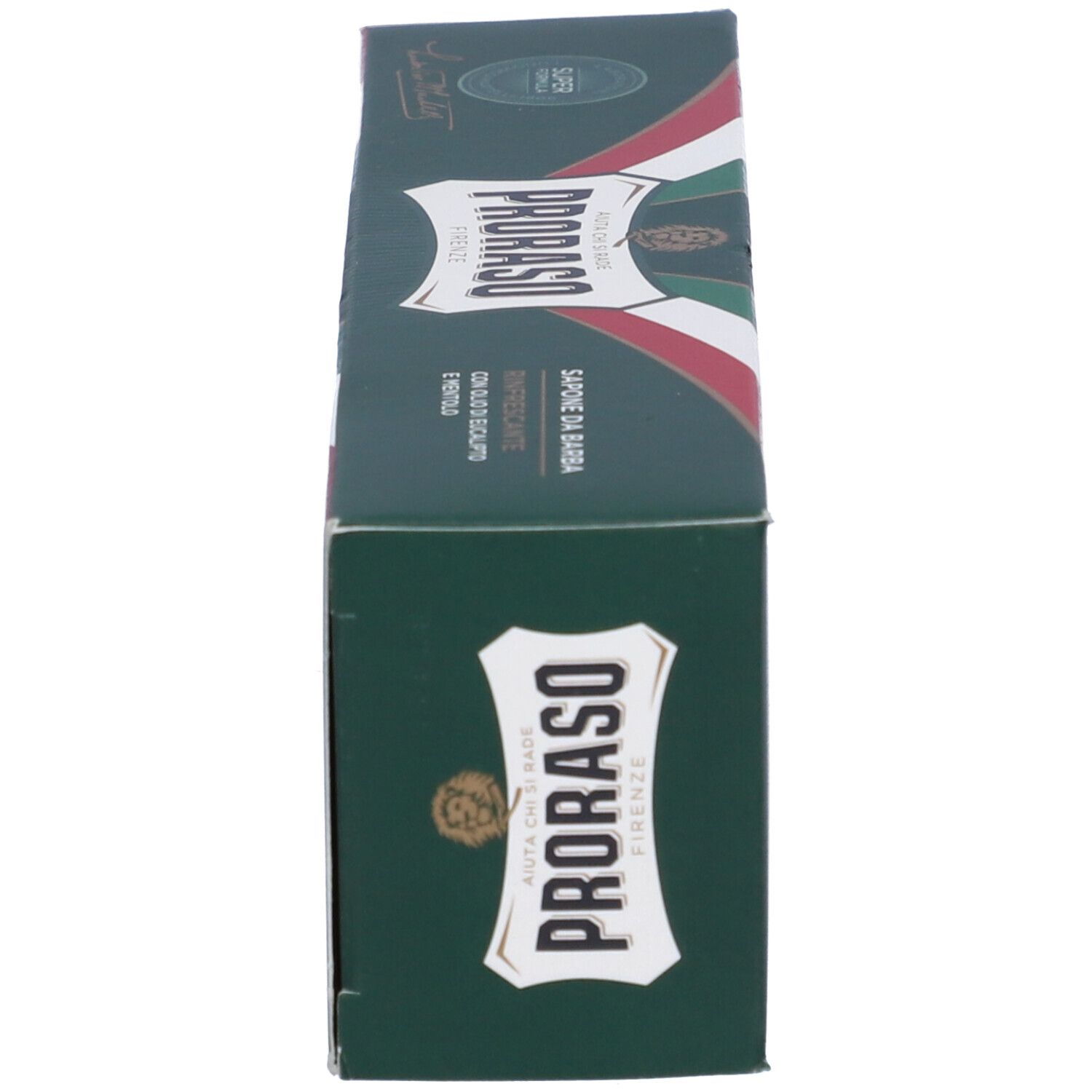 Scatola verde con logo «Proraso». Testo: «Sapone da Barba». Colori della bandiera italiana.