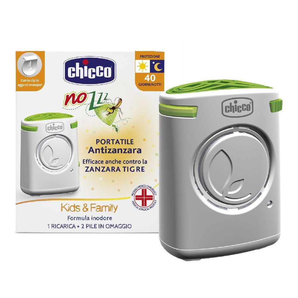Dispositivo antizanzara portatile grigio con dettagli verdi. Confezione: logo Chicco, testo e illustrazioni. Include 1 ricarica, 2 pile.