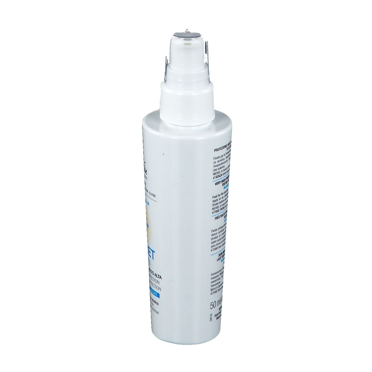 Vue latérale d'un flacon blanc avec vaporisateur. Inscription : Bionike, AKNET SUN. Texte en italien et en français.