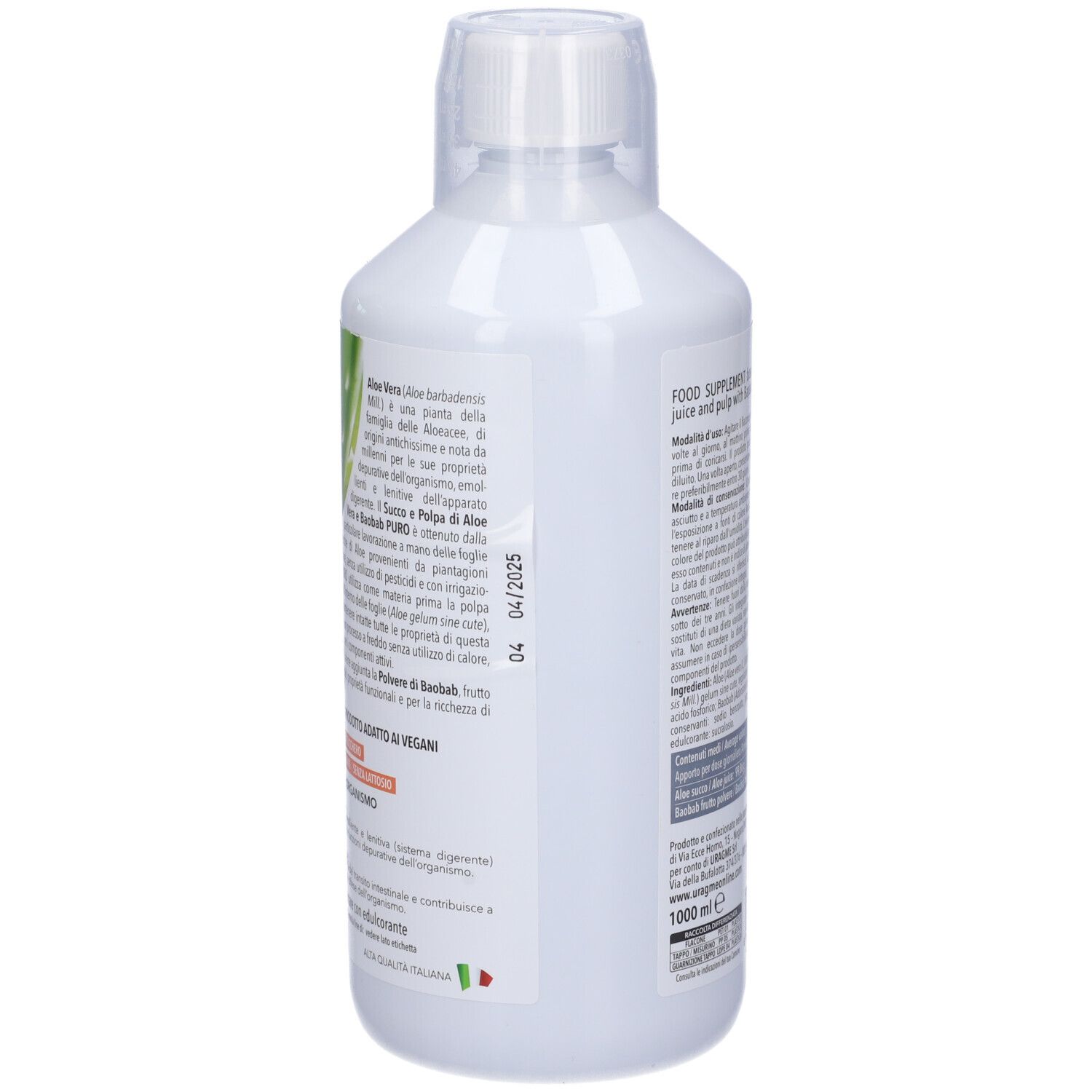 Retro di una bottiglia bianca. Testo con informazioni sul prodotto. Scritta: 1000 ml. Codice QR e logo. Scadenza: 04/2025.