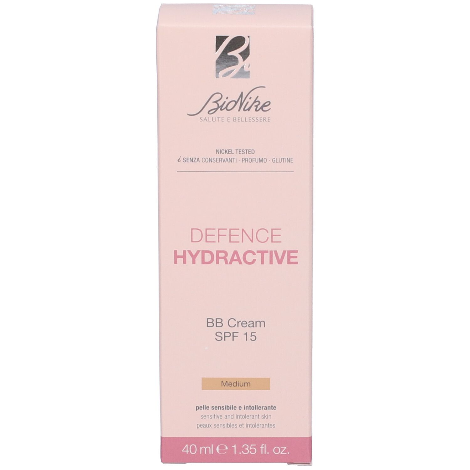 Rosa Schachtel. Aufschrift: Defence Hydractive BB Cream SPF 15 Medium. Marke BioNike. 40 ml.