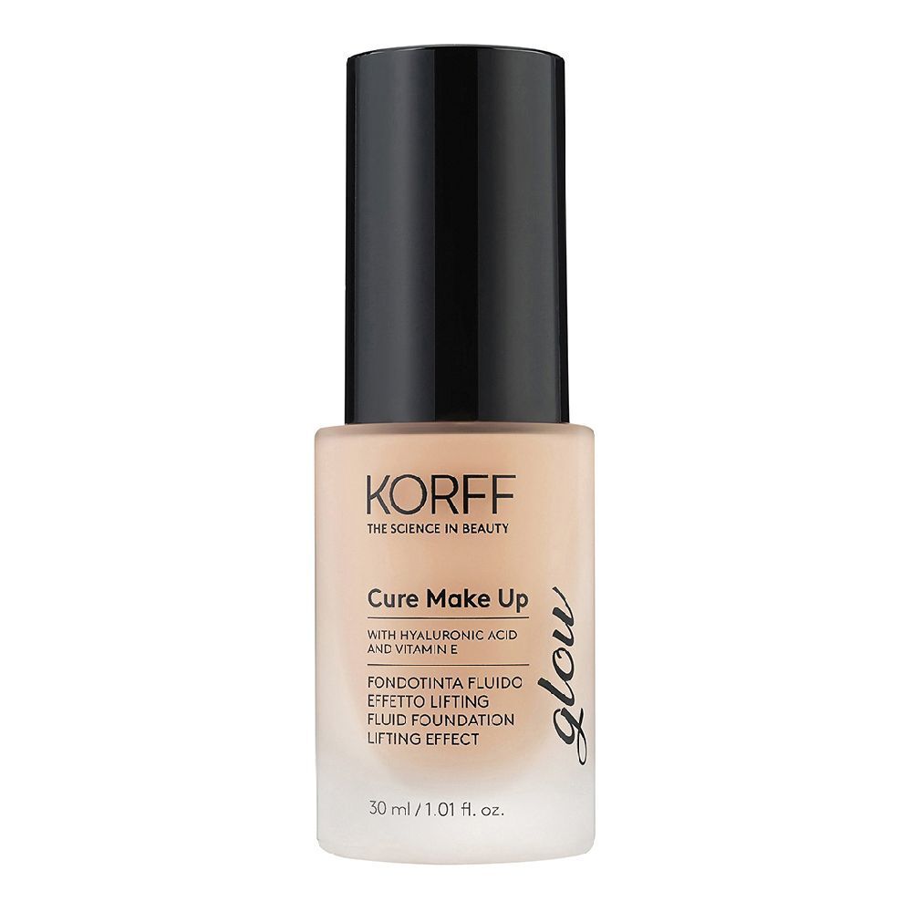 Fond de teint KORFF Cure Make Up, flacon avec bouchon noir. Inscription: Glow, Cure Make Up, 30 ml.