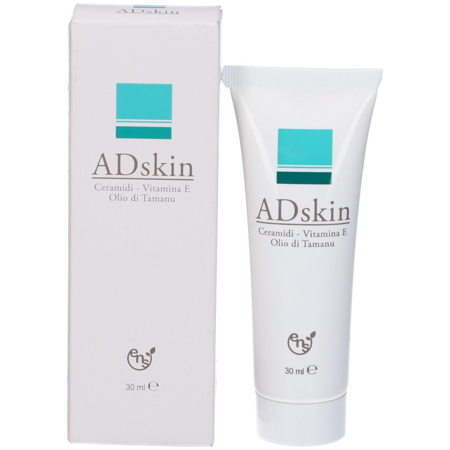 Tubo e scatola bianchi. Scritto: ADskin, Ceramidi, Vitamina E, Olio di Tamanu. 30 ml.