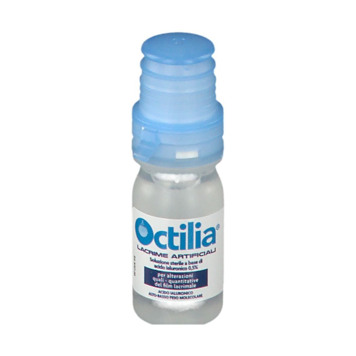 Piccola bottiglia trasparente con tappo blu. Testo: Octilia Lacrime Artificiali, soluzione con acido ialuronico.