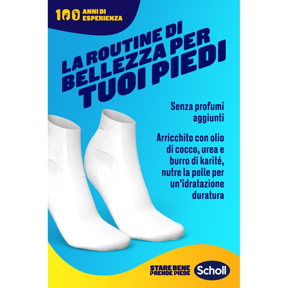 Immagine pubblicitaria con calzini bianchi. Testo: « La routine di bellezza per i tuoi piedi » e « Stare bene prende piede Scholl ».