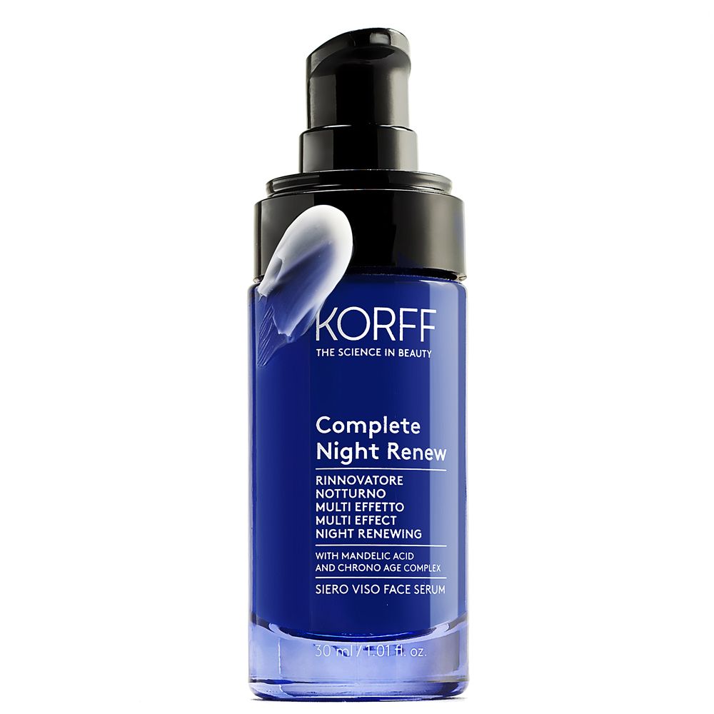 Flacone blu scuro con dosatore nero. Scritta: KORFF, Complete Night Renew. 30 ml.
