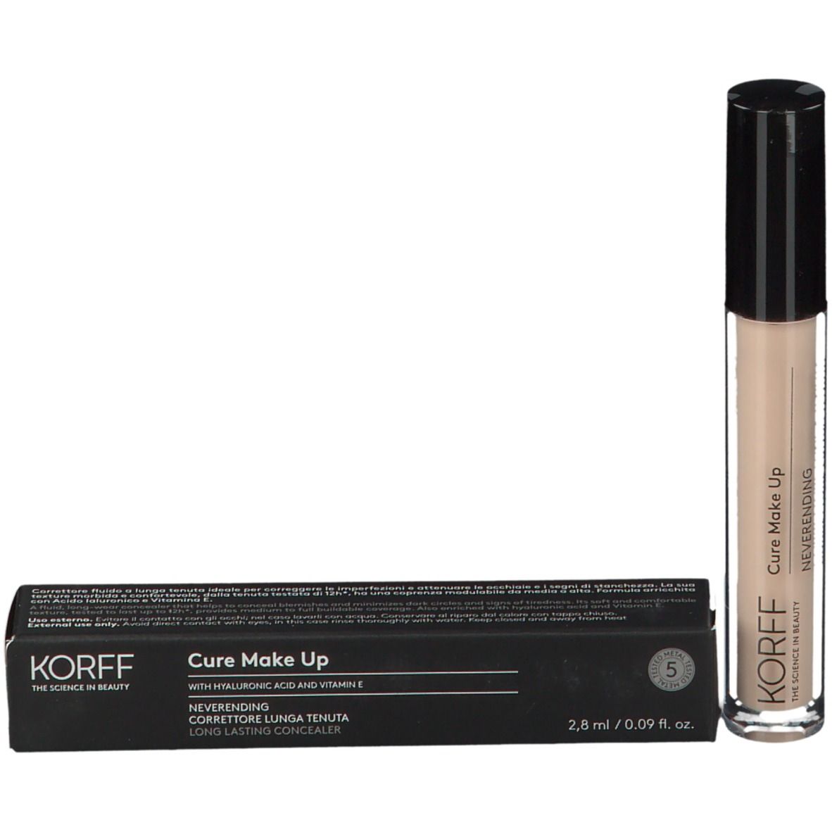 Flacone correttore con tappo nero e confezione. KORFF Cure Make Up a lunga tenuta. Colore chiaro.