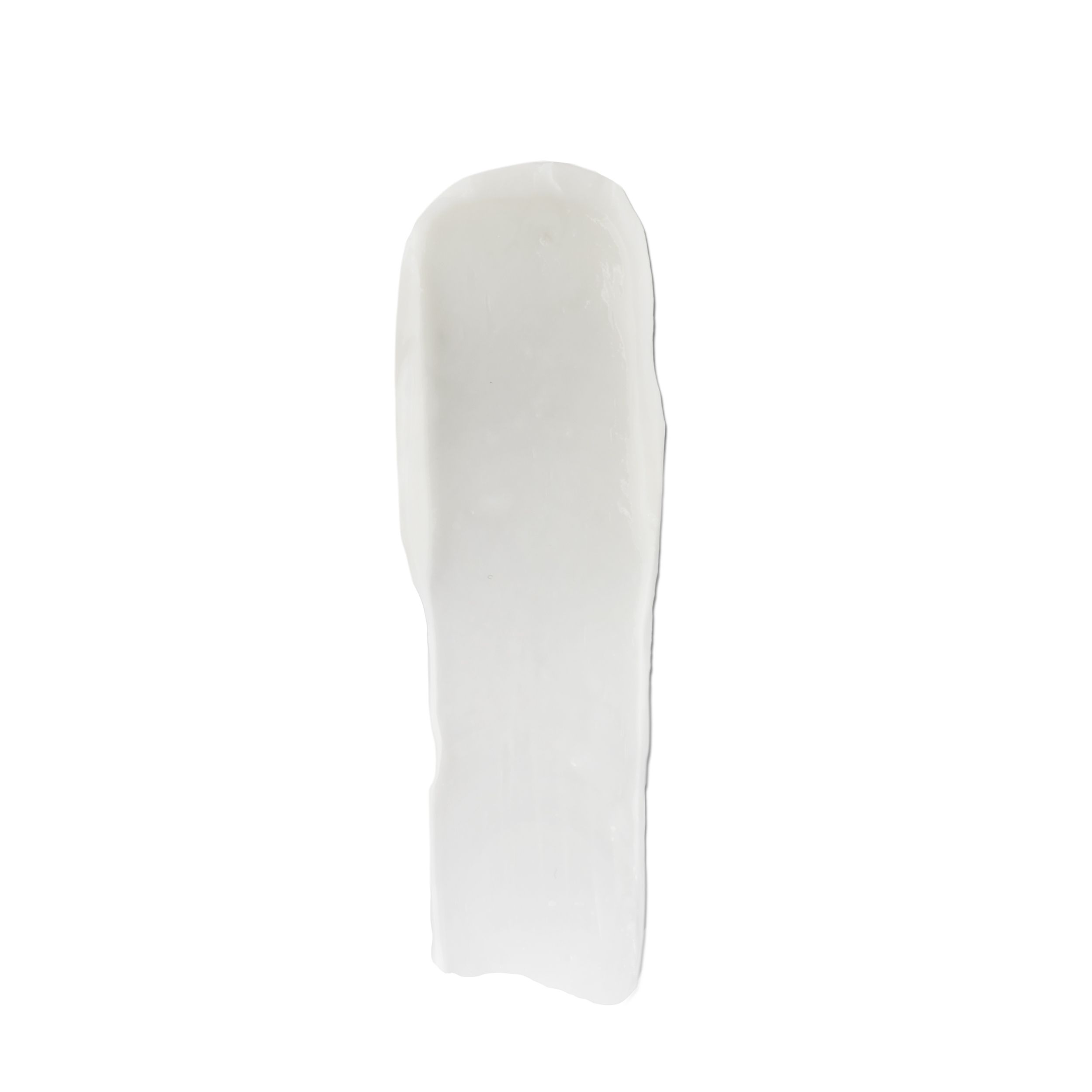 KORFF 3D Sculpt Lippenpflege. Klecks weiße Creme. Auf weißem Hintergrund.
