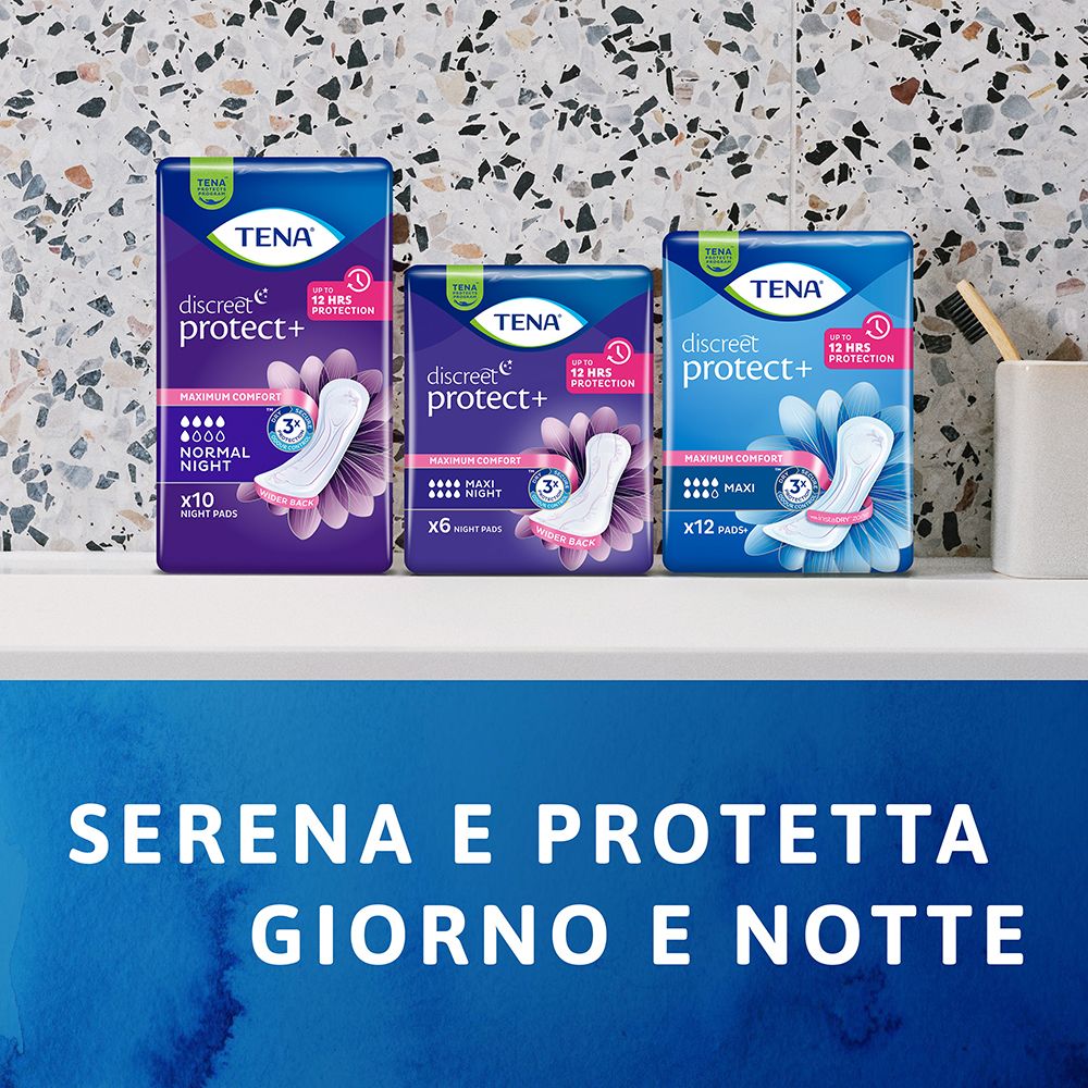 Drei Packungen TENA Discreet Protect+. Verschiedene Größen. Text auf blauem Hintergrund.